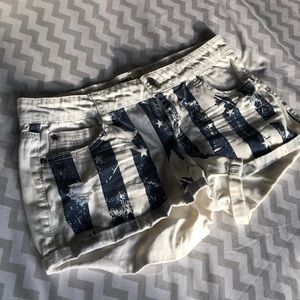 Jean shorts size 7